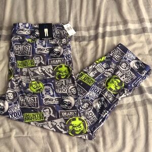 *NWT* Haunted Mansion Icons 3/4 Capri Leggings